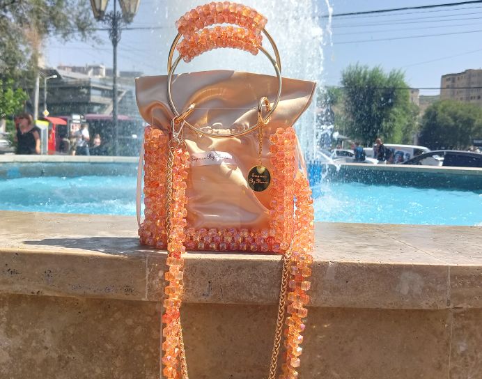 Շքեղ ձեռագործ պայուսակ