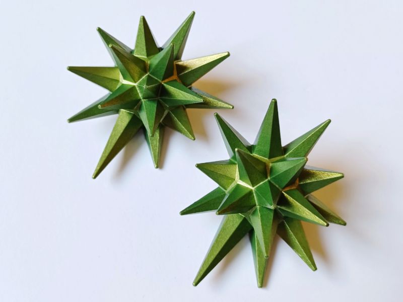 Futuristic Star Earrrings