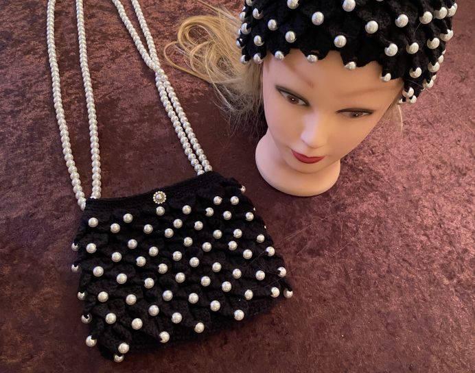 Crochet handmade hat and bag with pearls 