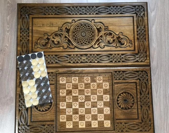 Նարդի հայկական զարթանախշ
