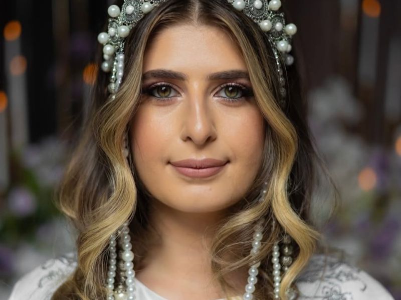 A set of Armenian jewellery  (bijuteria)