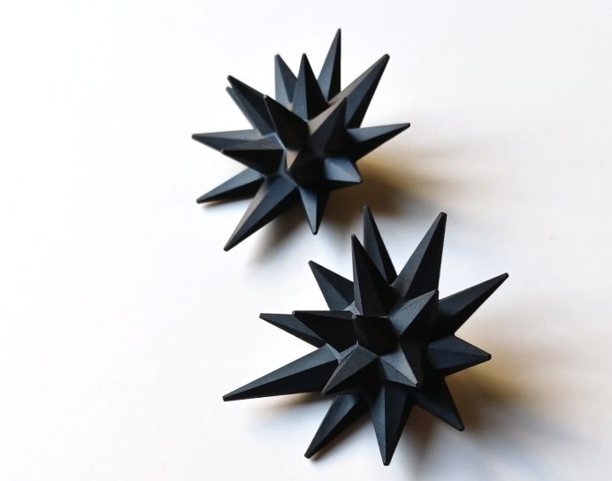 Futuristic Star Earrrings