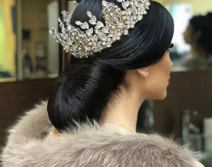 Handicrafted Crown “ Diva”