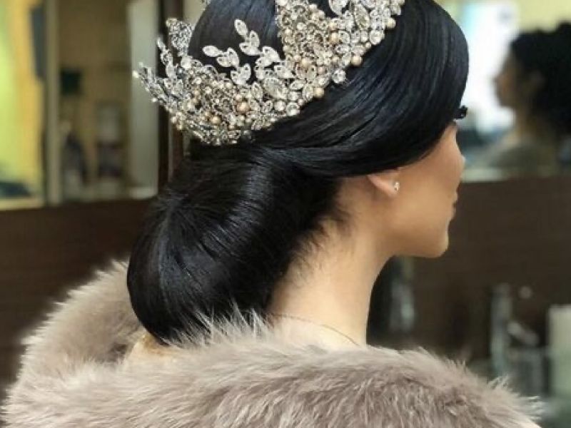 Handicrafted Crown “ Diva”