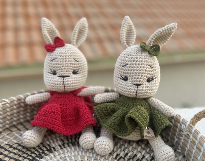 Crochet bunny for baby girls