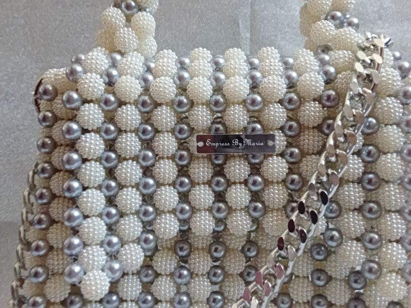 Անկրկնելի ուլունքներով պայուսակ 