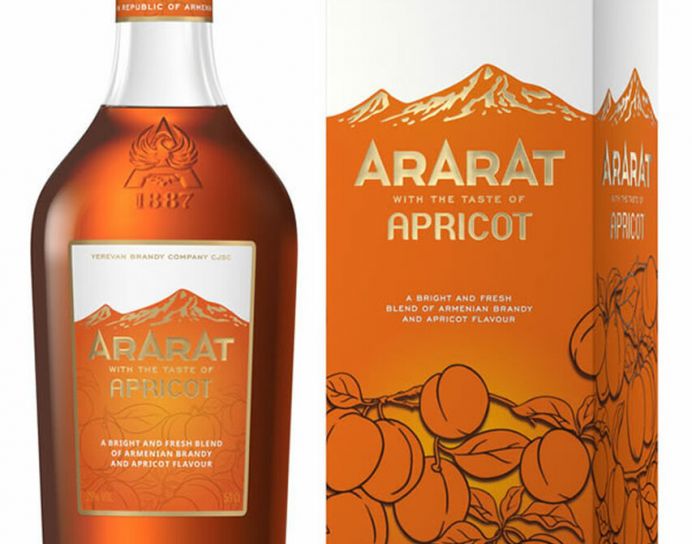 Ararat Apricot Flavored Brandy Կոնյակ