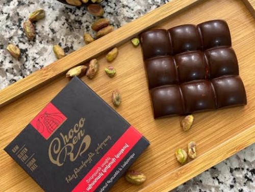 Gluten Free, Sugar Free, Raw Gourmet Chocolates with Pistachio, Cashew, Raisins, Pine Nuts, Cappuccino, Peach, Mango Options