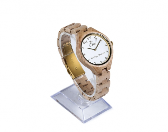 Wooden wrist watch-white