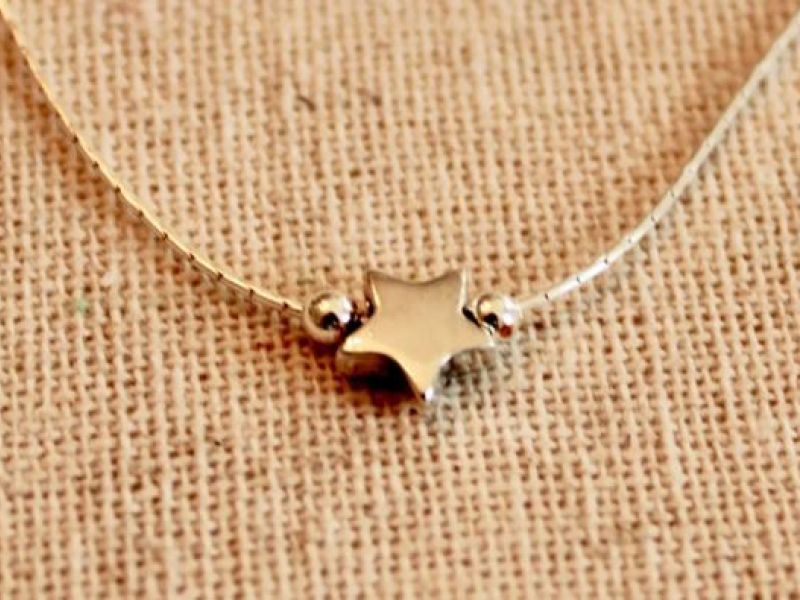 STERLING SILVER TINY CHOKER WITH STAR BEAD