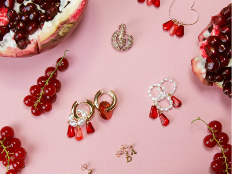 LOVE SEEDS Hoop Earrings