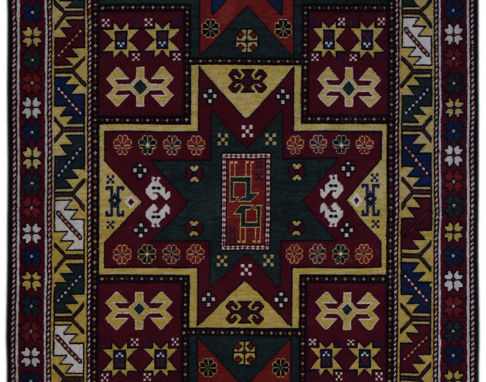 Armenian Carpet - Tag Gorg / Crown Carpet