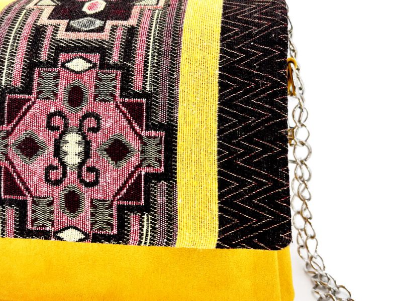 SHA YELLOW PATTERNED CLUTCH WITH CHAIN URANIA
