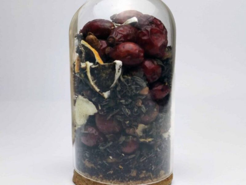Gift Box with Dried Fruits
