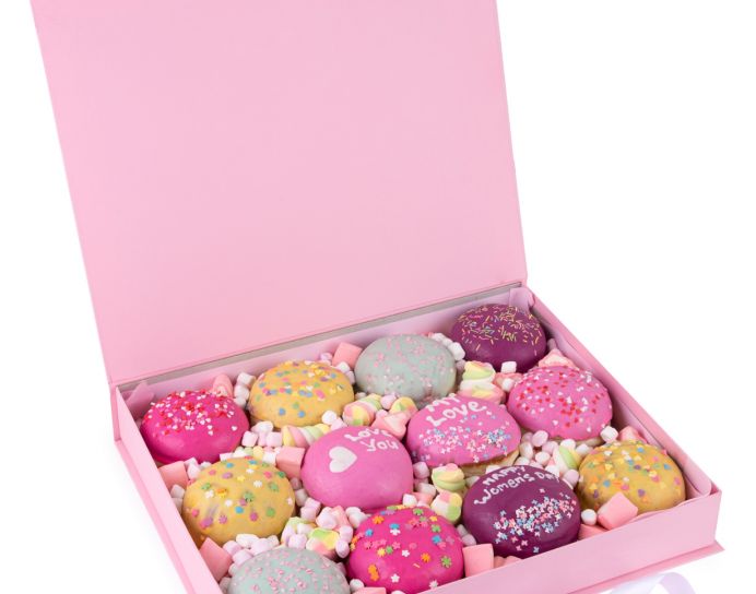 Gift box ''Donut Bouquet'' with donuts and marshmallows №1
