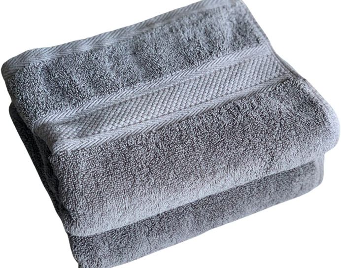 2 Large High Quality Hand Towels