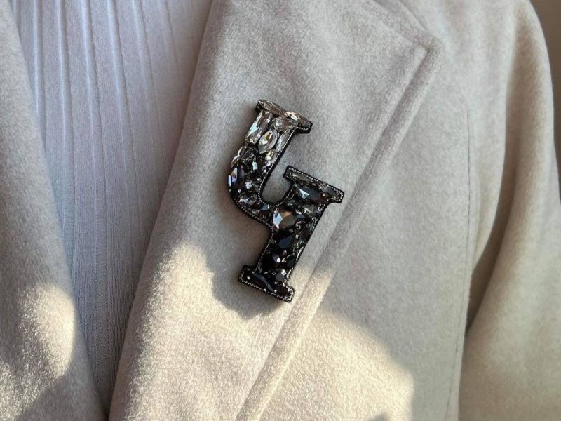 Brooch Armenian Letter K