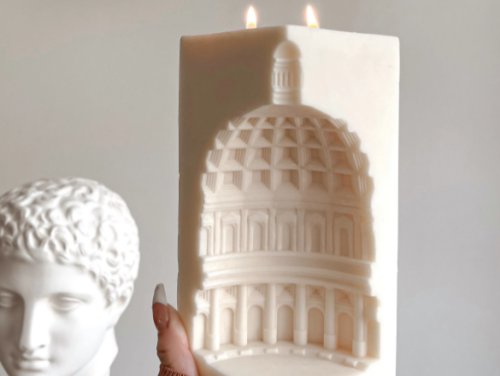 'When in Rome' Candle