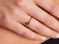 Script 'MOM' Ring