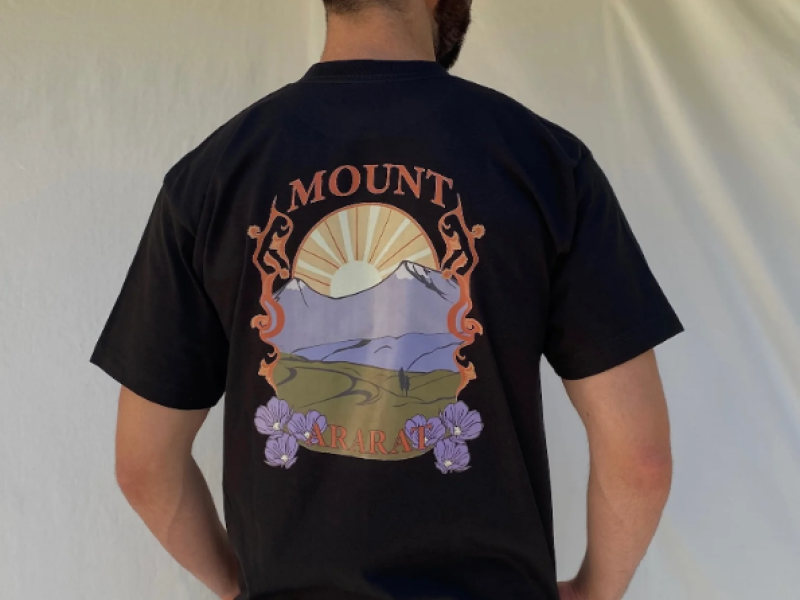 'Mount Ararat' շապիկ