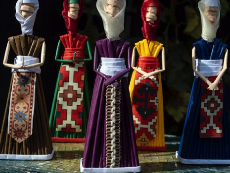 HANDMADE PAPER DOLL IN ARMENIAN NATIONAL COSTUME (TARAZ)