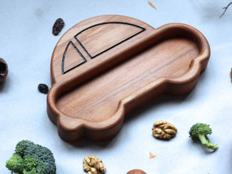 Car wooden plate