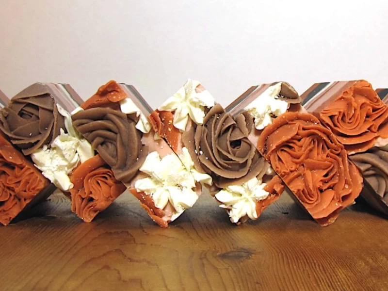 Caramel Roses Soap Bar