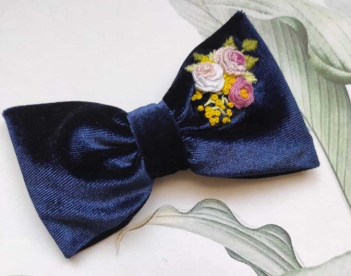 Embroidered hair bow