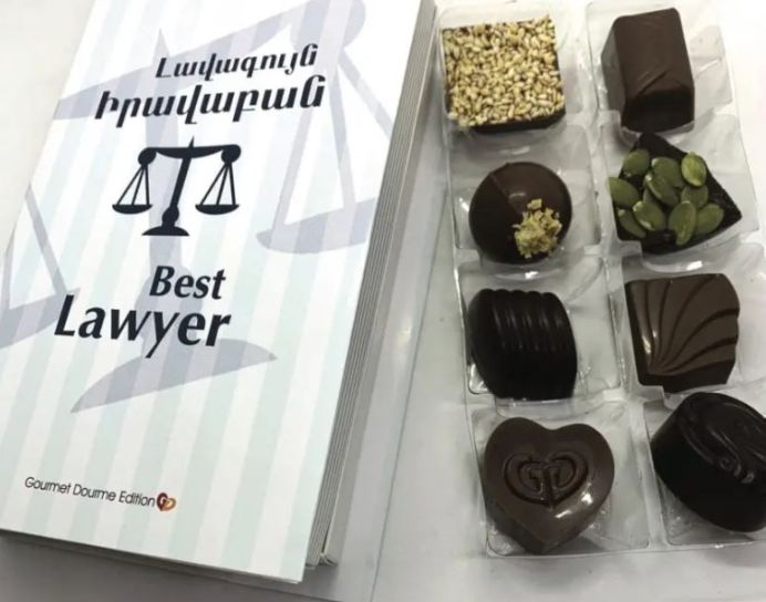 Chocolate Book The best lawyer