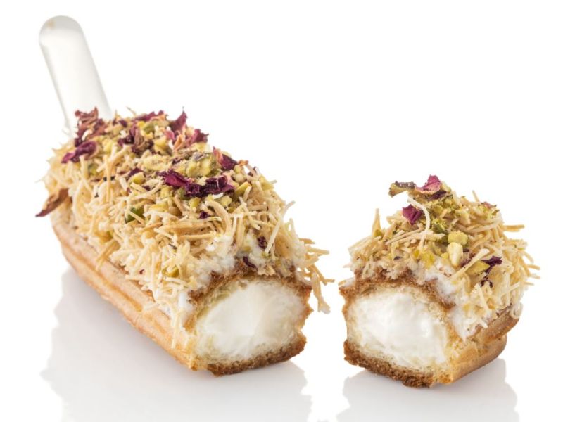 Ashta Eclair