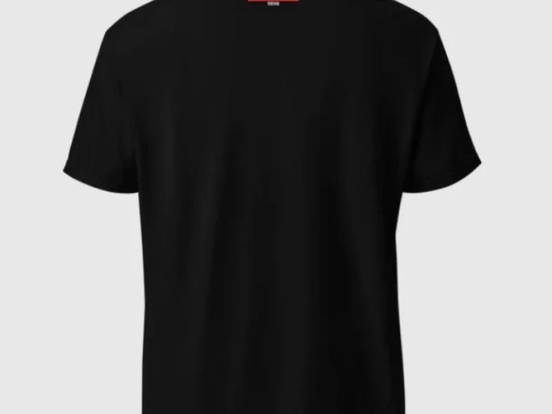 AmenaHayer t-shirt