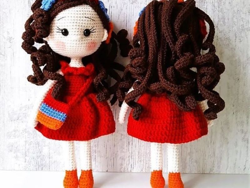 Crochet Doll Armenian Girl