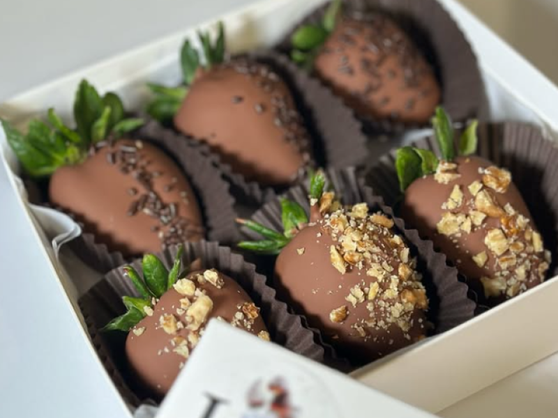 Strawberries covered chocolate