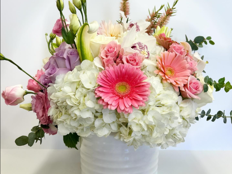 Heart  is always in the air at Hollywood flowers