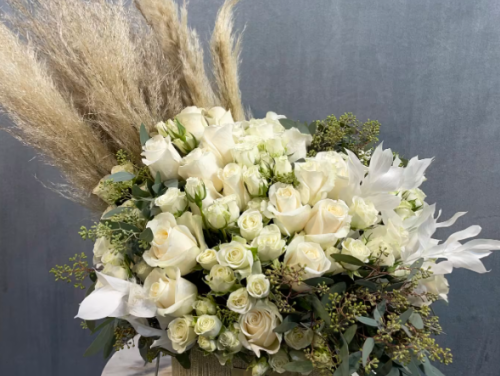 Field of Roses & Pampas Grass