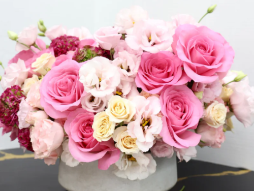 Blush Romance Arrangement