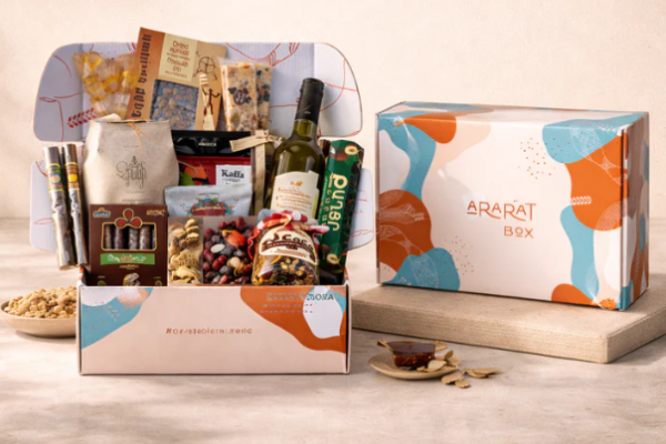 Ararat Box — Corporate Collection - rednur.com