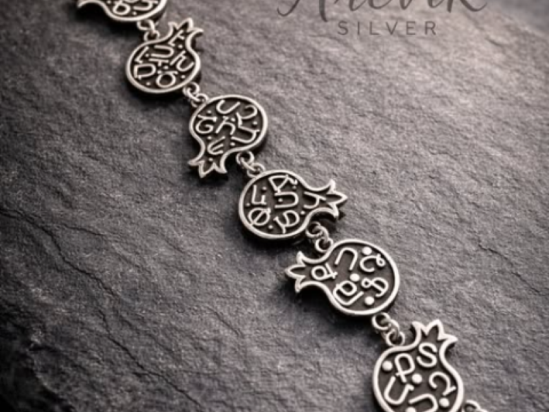 Արծաթյա Թևնոց Այբուբեն