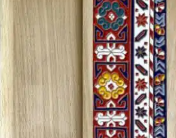 Փայտե սալիկապատ մատուցարան