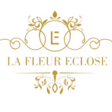 LA FLEUR ECLOSE